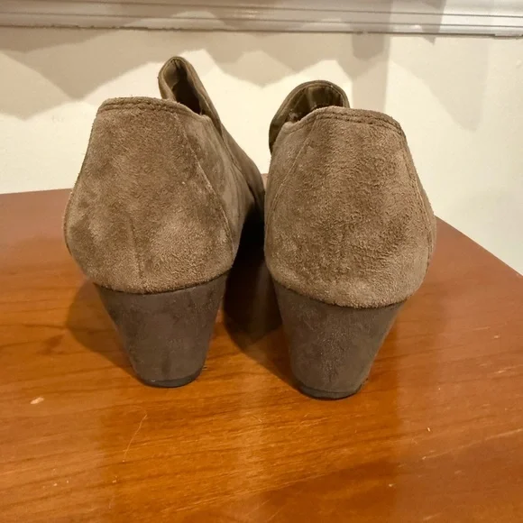 Easy Spirit Women's Leather Upper Boots - Brown Suede - Picture 3 of 7